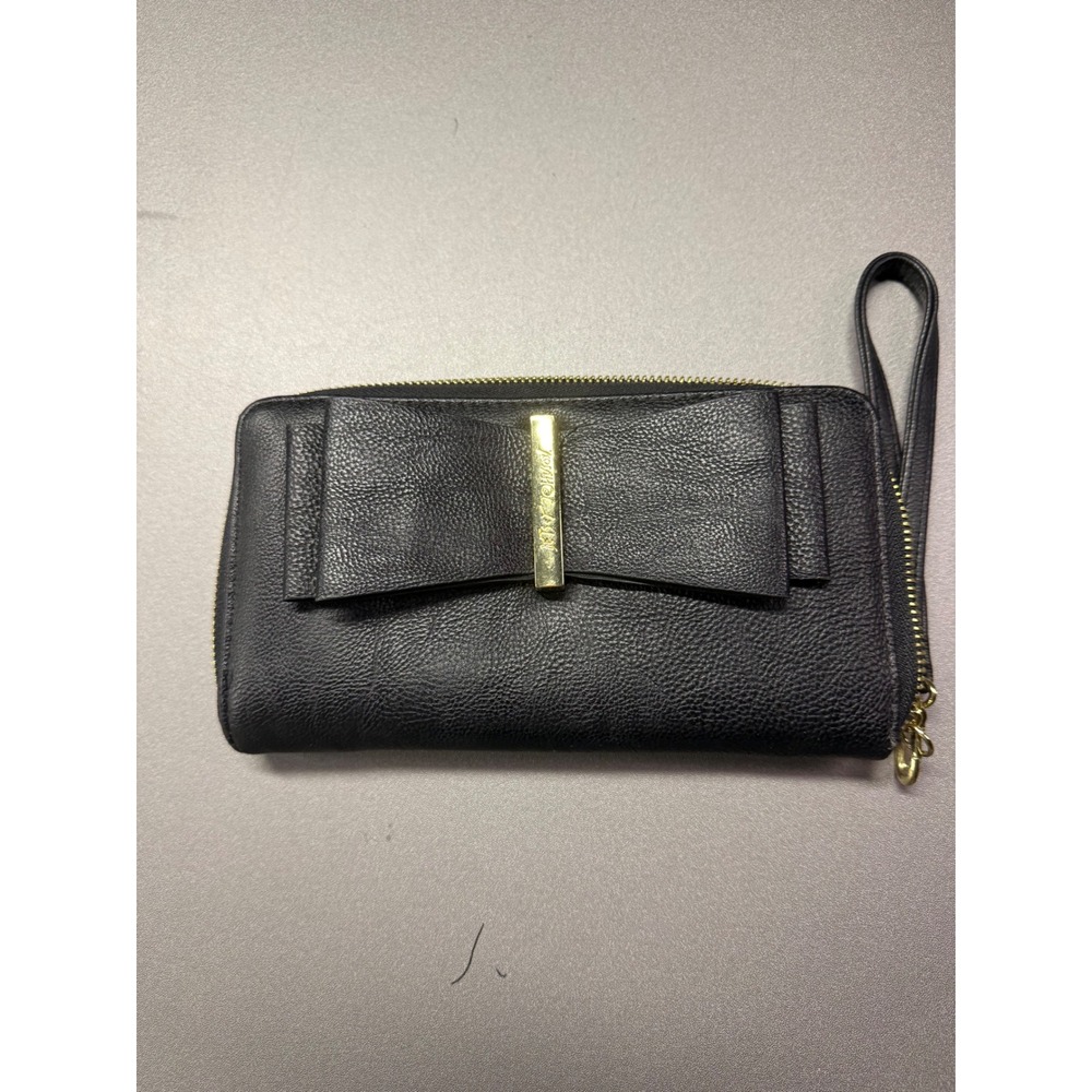 Betsey Johnson Black Pebbled Bow Zip Around Wristlet Wallet Pink Interior